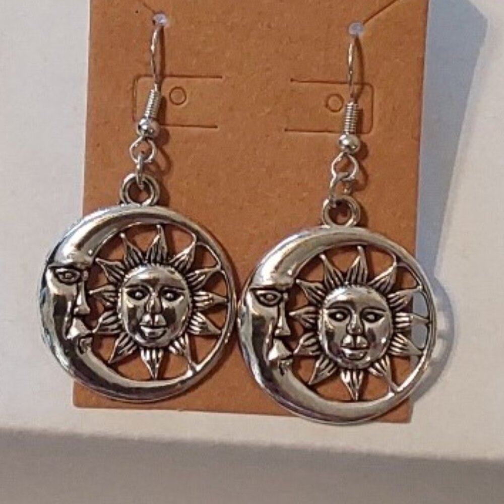 Crescent moon and sun wire earrings